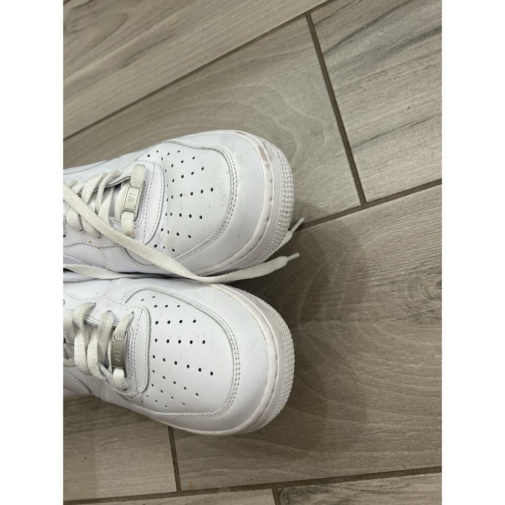 Nike Air Force 1 '07 Low Men's Sneakers Triple White, Size 11 CC - Picture 3 of 6